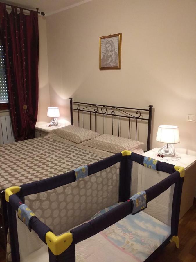 Casa Vacanze "Ai Piedi Di Assisi" Бастия-Умбра Экстерьер фото
